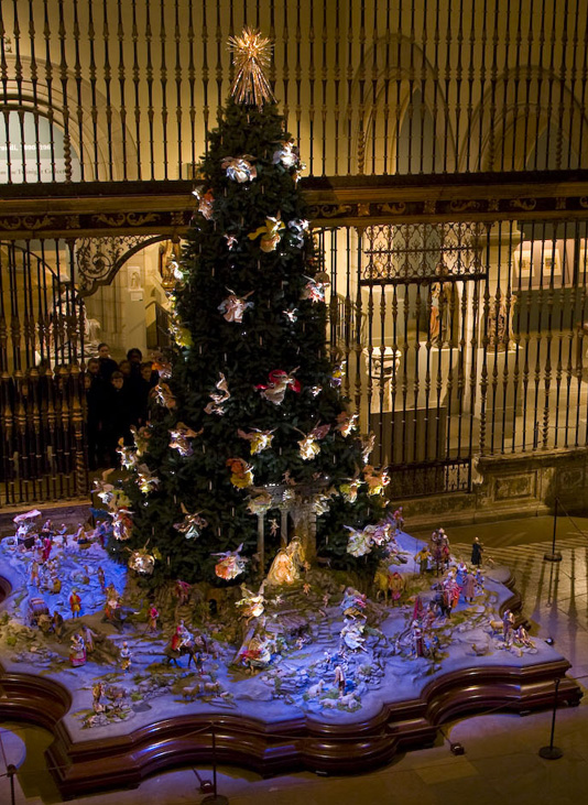 The Annual Christmas Tree and Neapolitan Baroque Crèche