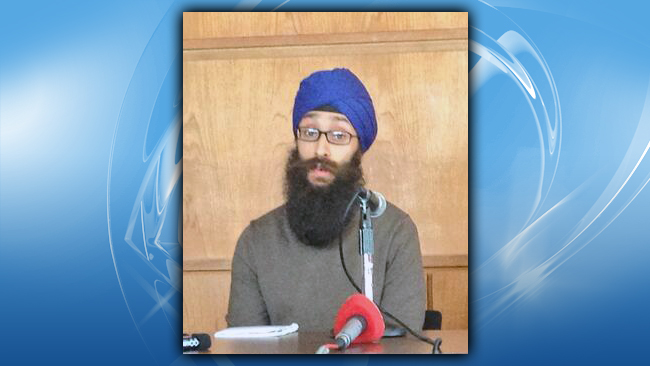 Prabhjot Singh speaks out about alleged bias attack against him, Sept. 23, 2013. (credit: Alex Silverman/WCBS 880)