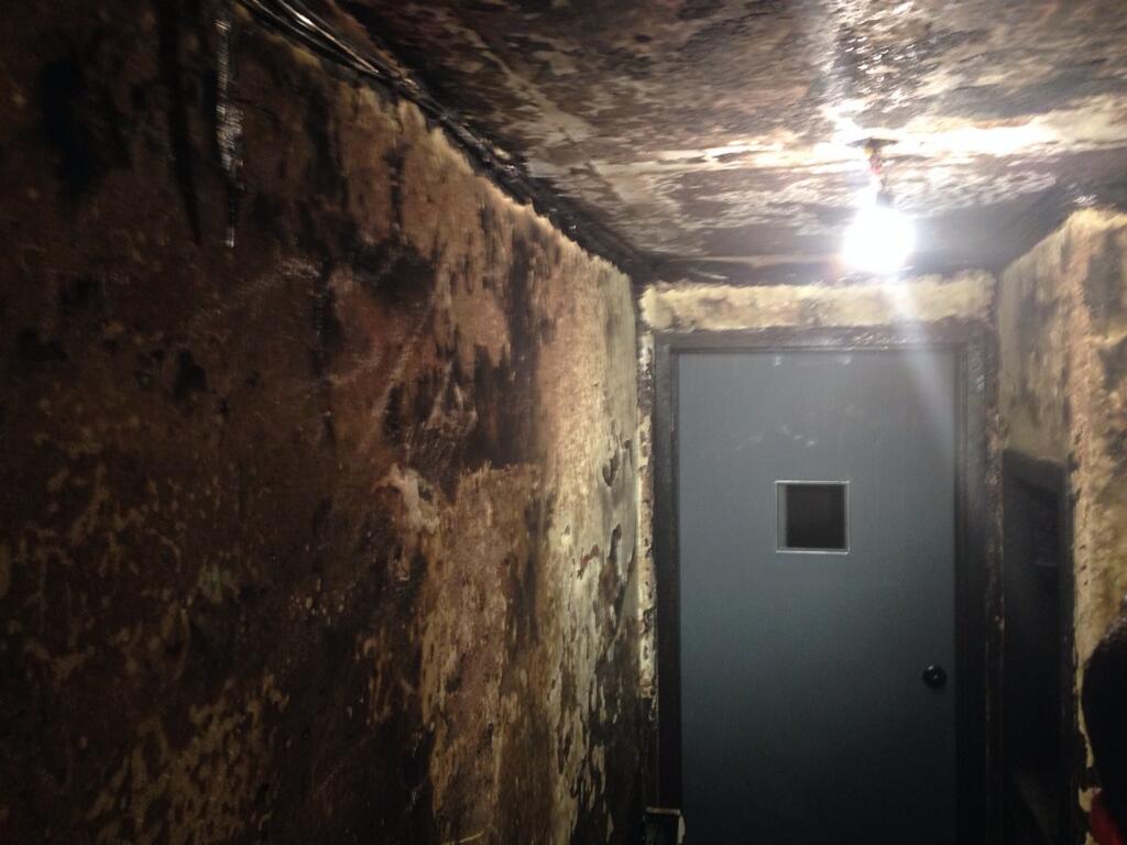The hallway where a burning mattress caused the critical injuries of 2 NYPD officers. (credit: Tony Aiello/CBS 2) 