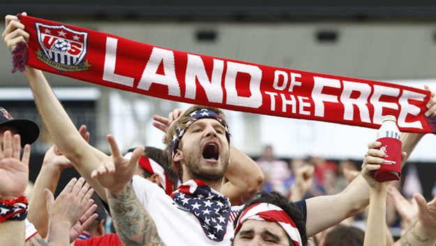  A United States fan sings during the international friendly match against Nigeria at EverBank Field on June 7, 2014 in Jacksonville, Florida. (Photo by Mike Zarrilli/Getty Images)