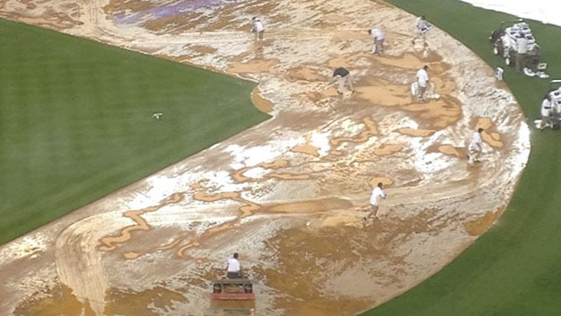 Rain at Yankee Stadium led to a game against the Texas Rangers being called in the fifth inning on Wednesday, July 23. (Credit: Kandiii__kiid )