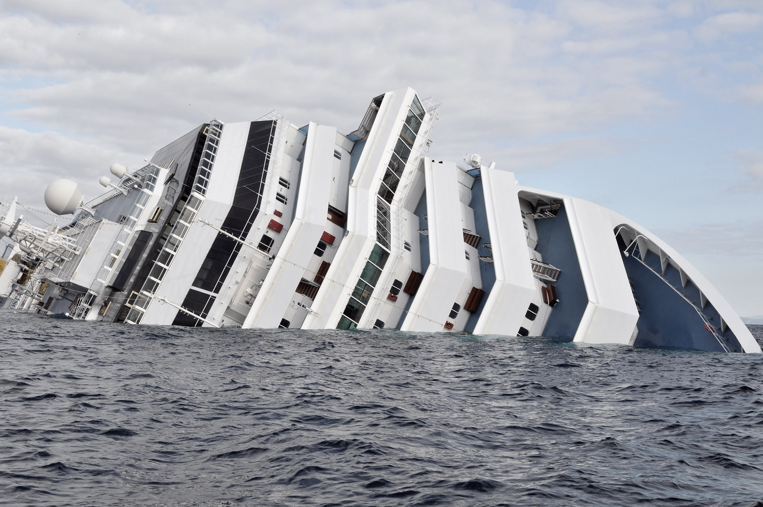 Four Nyers Among Survivors Of Sinking Italian Cruise Ship