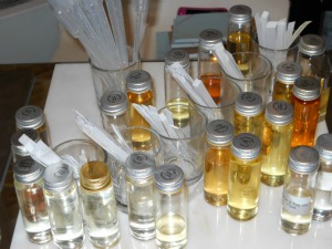 4 Best Places To Make Your Own Perfume In New York – CBS New York
