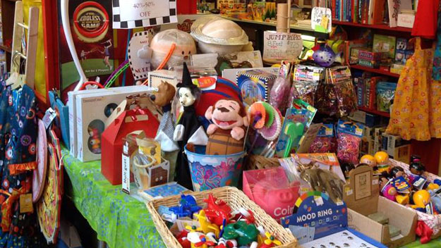 toy stores in manhattan