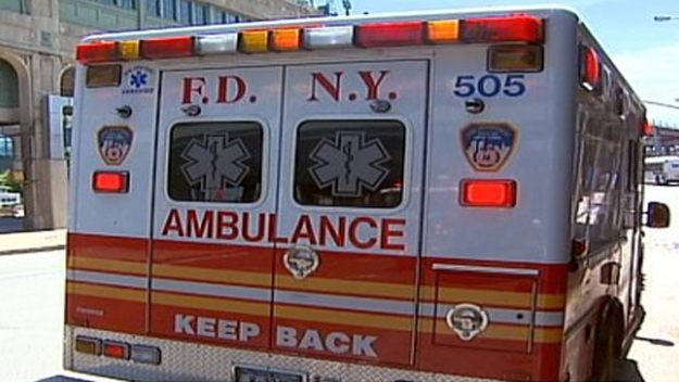 Man Crushed Killed In Brooklyn Forklift Accident Cbs New York