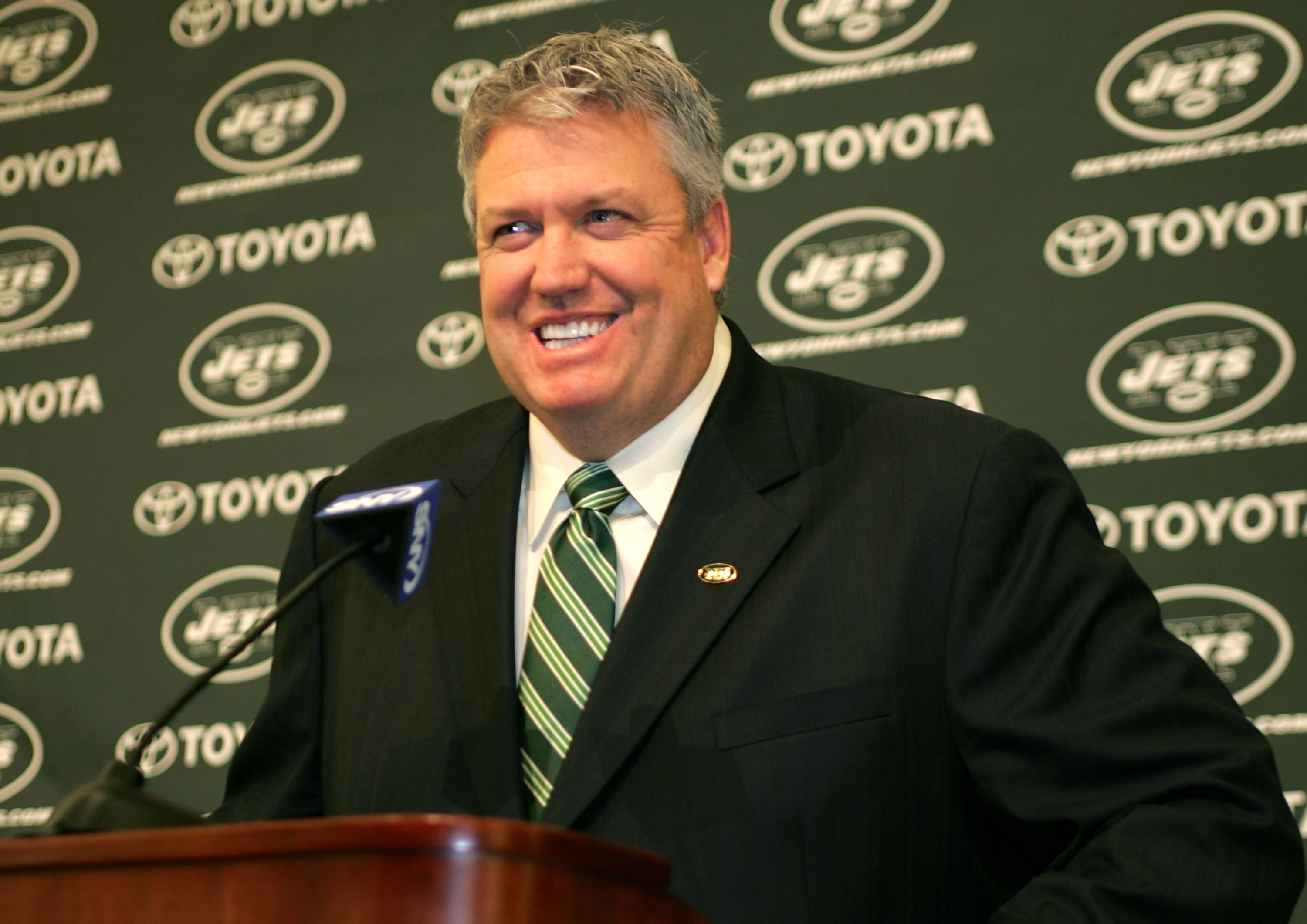 Rex Ryan addresses the media after being introduced as head coach of the New York Jets on January 21, 2009.  (Photo by Andy Marlin/Getty Images)