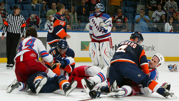 10 Of The Best Games In Islanders-Rangers History – CBS New York