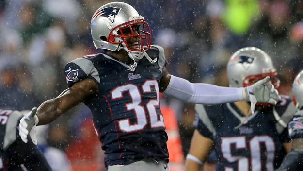 Patriots safety Devin McCourty celebrates during the second half of the AFC Championship Game against the Indianapolis Colts at Gillette Stadium in Foxboro, Massachusetts, on Jan. 18, 2015. (Photo by Elsa/Getty Images)