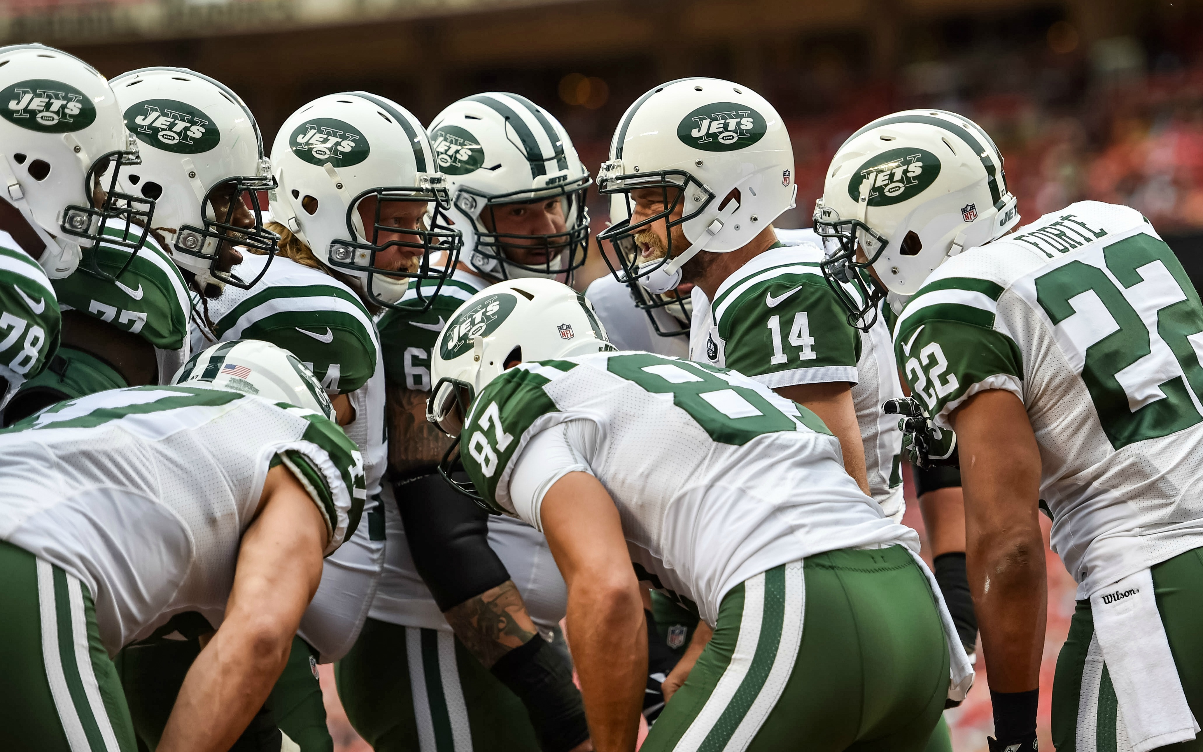 Jets in the huddle