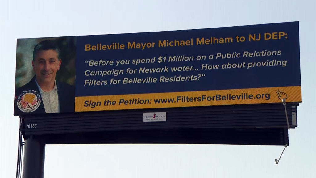 Mayor Of Belleville, N.J. Puts Up Billboard Demanding State Provide Water Filters - CBS New York