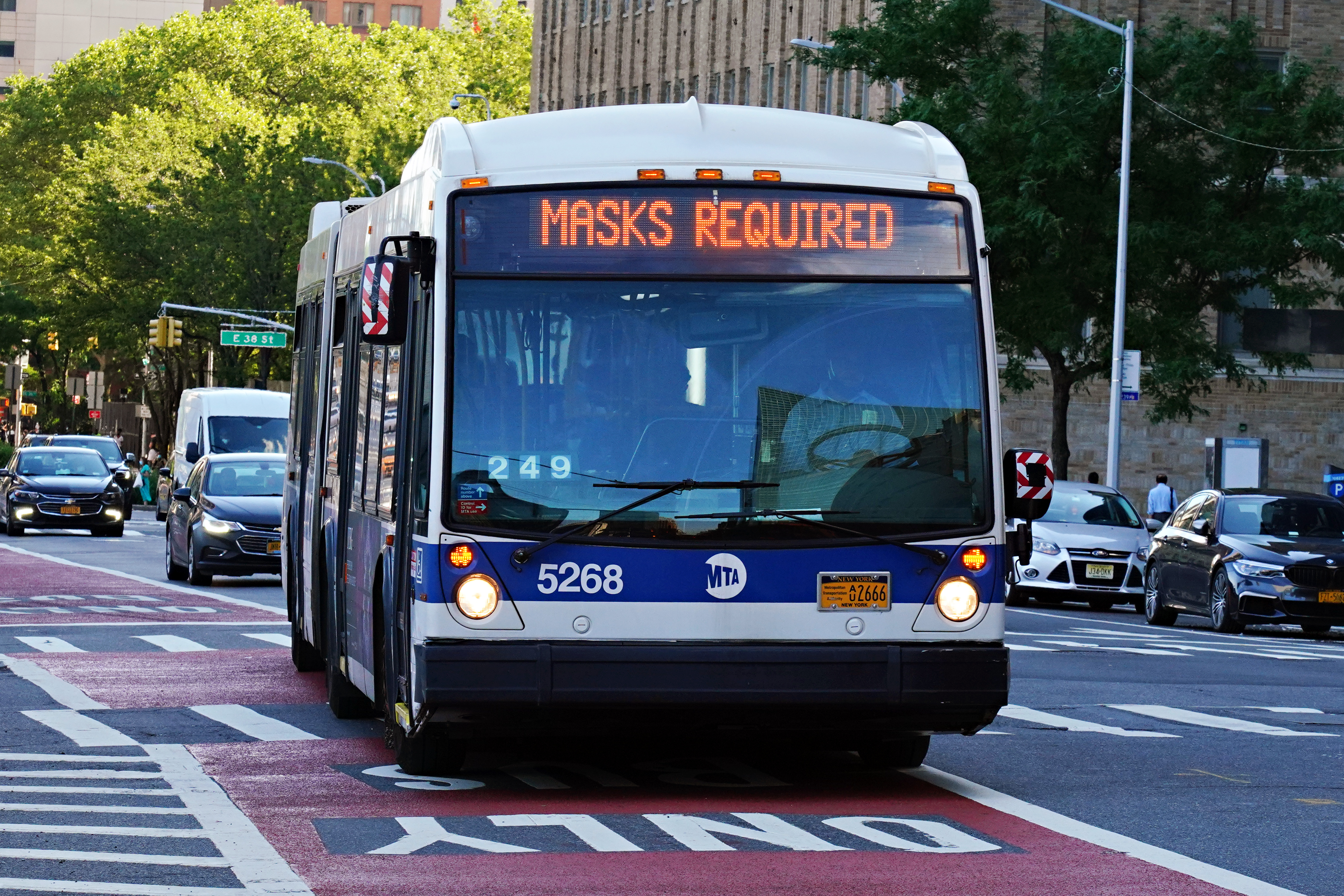 No More Free Rides: MTA Buses Start Collecting Fares Again Monday - CBS New York