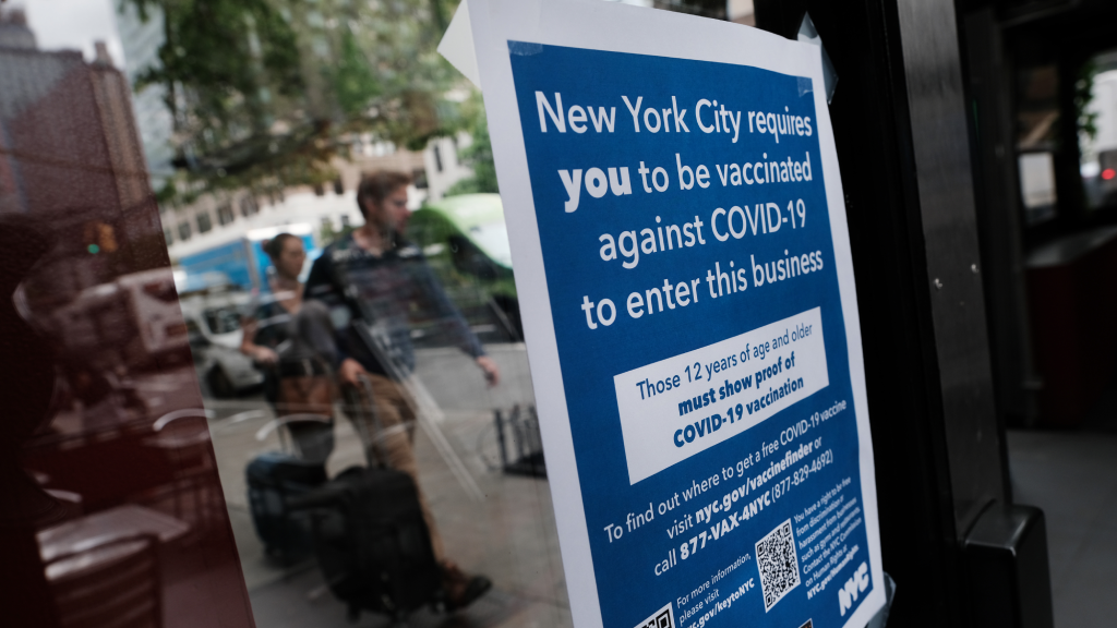 NYC Hospitality Alliance: Mayor De Blasio ‘Grinch’ For Vaccine Mandate That May Keep Tourists With Young Children Away