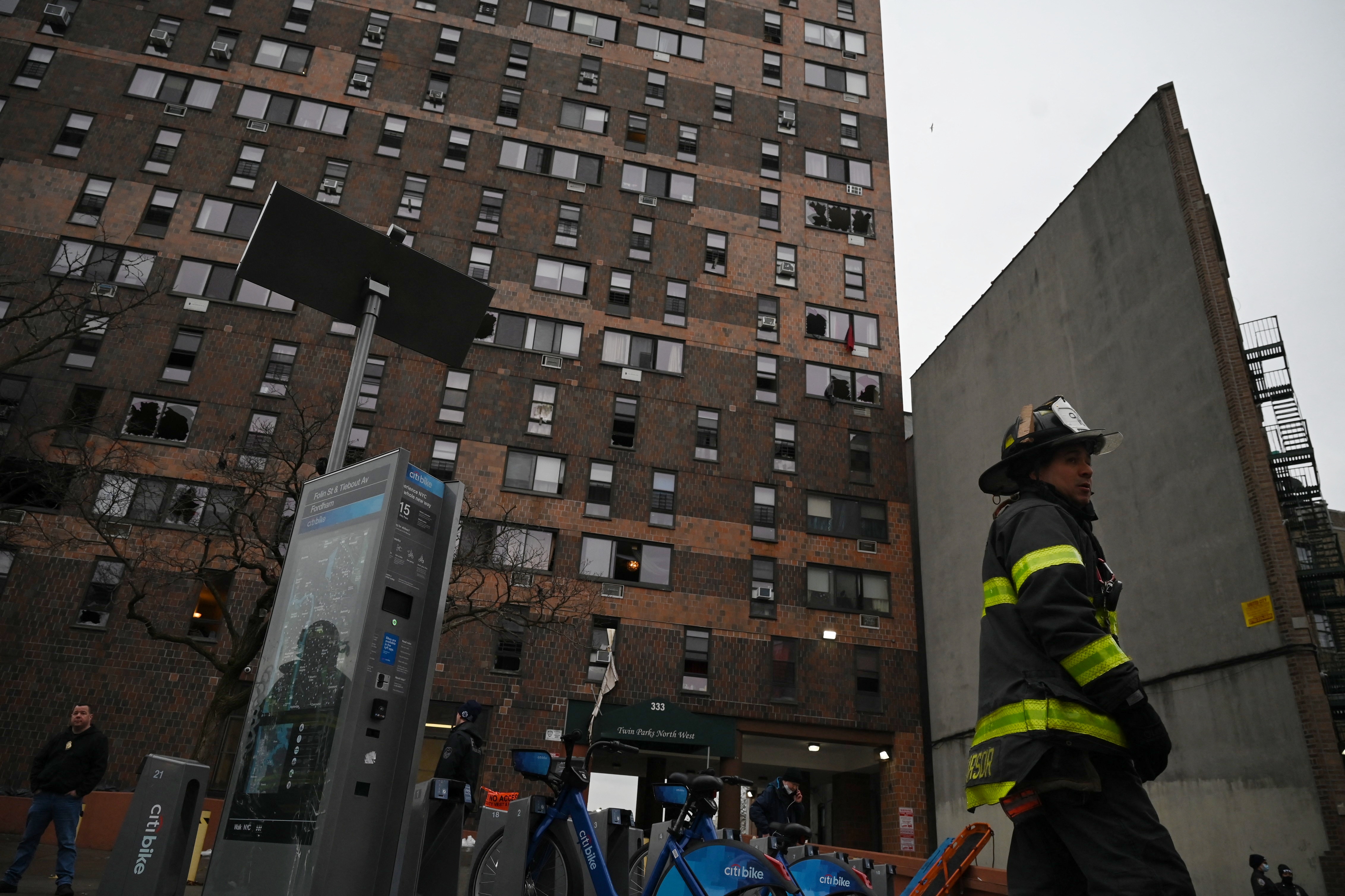 Bronx High-Rise Fire Survivors File Lawsuit Against Building’s Owners, Managers – Gadget Clock