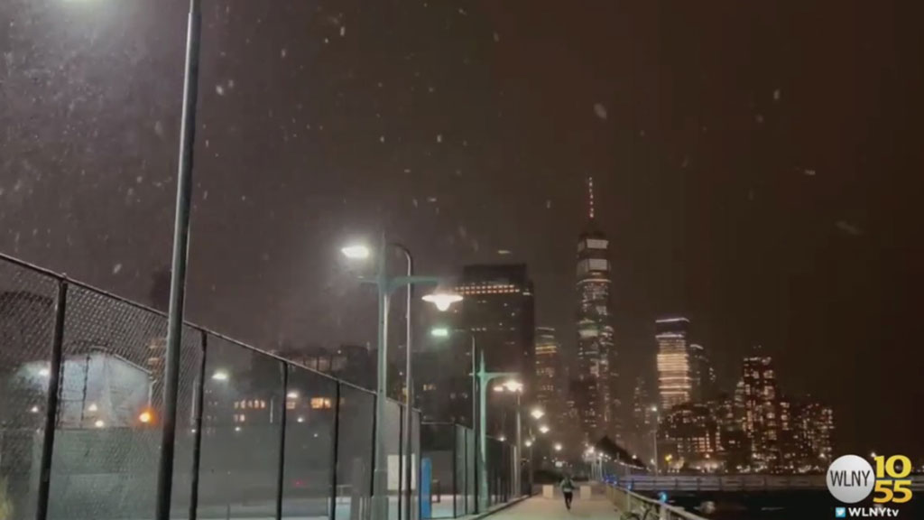 New Yorkers Urged To Stay Off Roads As Wintry Mix Moves Through Region – Gadget Clock